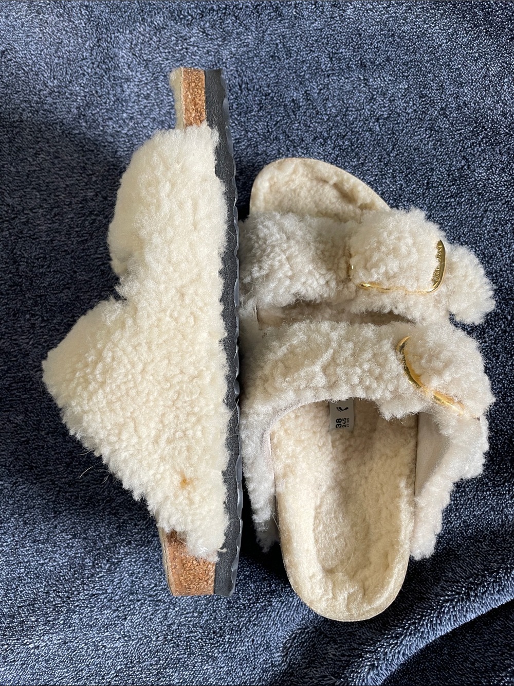 Birkenstock Shearling Arizona Big Buckle Teddy Eggshell Double Strap Slides - Picture 7 of 9